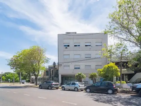 DEPARTAMENTO EN VENTA SOBRE COSTANERA