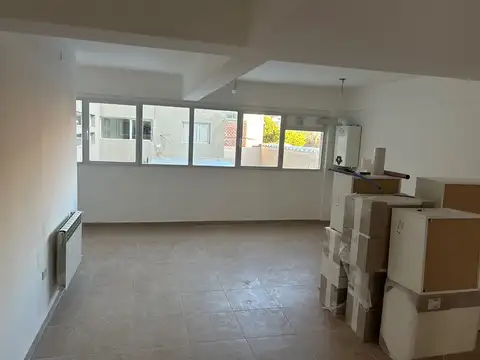 Oficina en Venta al Este