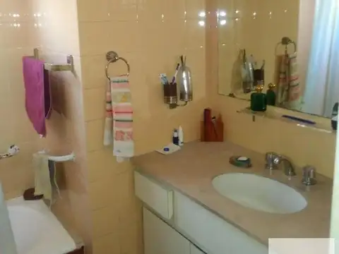 Departamento en Venta en Barrio Norte, USD 170.000