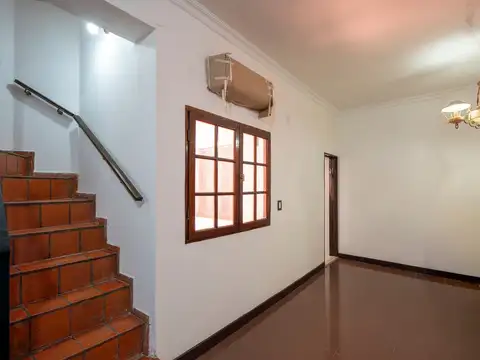 Depto Tipo Casa 4 ambientes con 1 baño