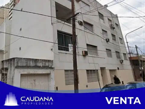 Departamento de dos ambientes en venta en Ramos Mejia