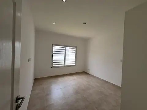 PH DE 3 AMB ALQUILER TEMPERLEY PATIO Y PARRILLA