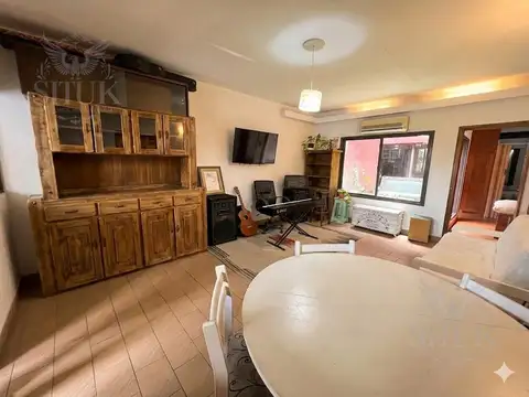 Depto Tipo Casa en Venta 50 años