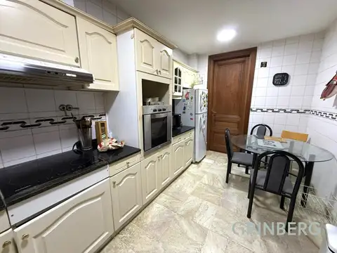 Depto Tipo Casa en Venta con 1 cocheras