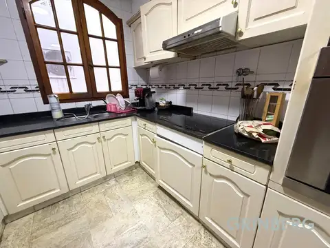 Depto Tipo Casa en Venta 50 años
