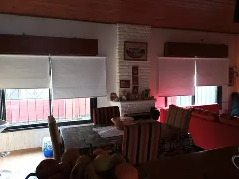 Casa 2 ambientes con 2 baños