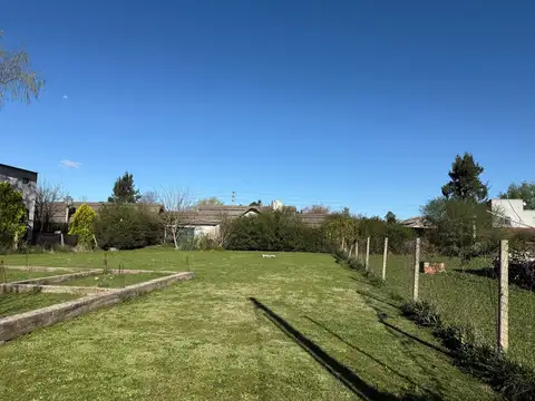 Venta - Lote - con mejoras - Parque Sakura - Exaltación de la Cruz