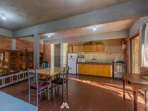 Casa 20 ambientes con 7 baños
