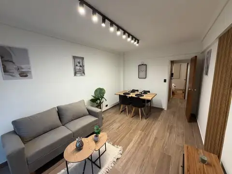 2 Amb externo con balcón reciclado