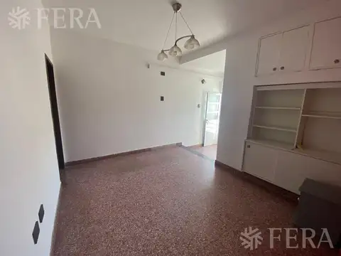 Depto Tipo Casa en Alquiler en Wilde, $ 400.000