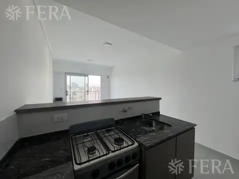 Venta departamento 1 ambiente con balcón en  Wilde