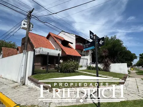 Casa en Venta en Luján