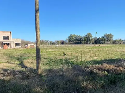 LOTE EN VENTA  EN ACCESO COLON,  SAN  ANDRÉS DE GILES