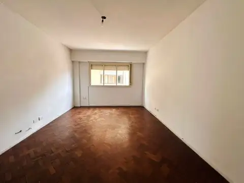 Santo Tomé 3000, Piso 3