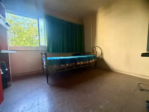 Venta Departamento de 4 ambientes excelente ubicacion - Lugano IyII Edif 6