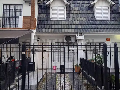Casa tipo Dúplex 4 Ambientes