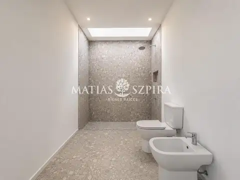 Casa 4 ambientes con 3 baños