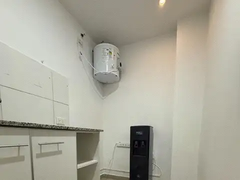 Venta oficina c/ cochera y baulera