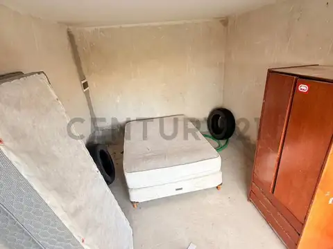 Oportunidad en Gonnet: Casa en venta a terminar con excelente base constructiva