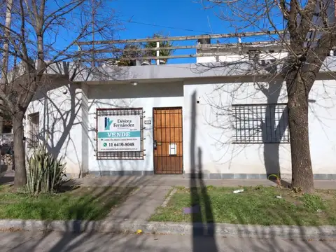 - OPORTUNIDAD - DOS PROPIEDADES AL FRENTE ESTILO PH | HURLINGHAM