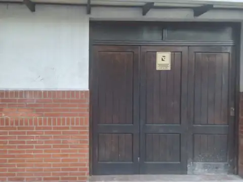 Departamento tipo casa en venta en Pompeya