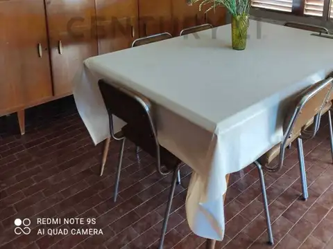 La Media Caña 100, Piso 0