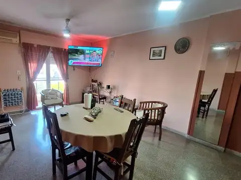 Departamento 4 ambientes con 1 baño