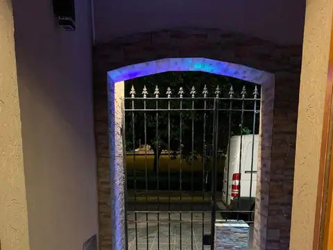 Casa en Venta en Liniers, USD 235.000