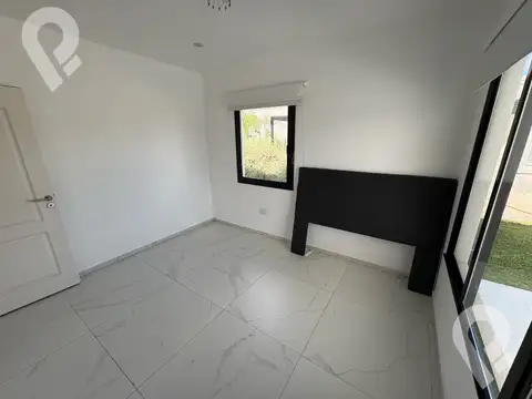 Casa en Venta y Alquiler en Lagos de Canning