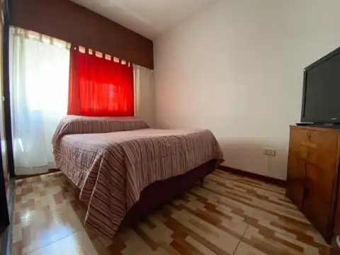 OPORTUNIDAD VENTA CASA 4 AMBIENTES ISIDRO CASANOVA