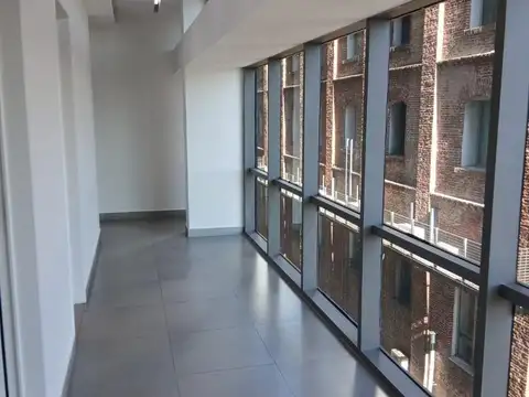 Oficina en Venta con 1 cochera