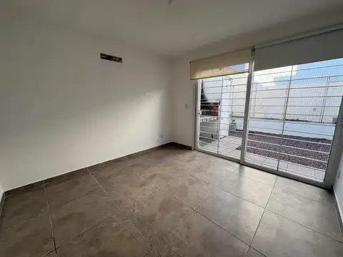Depto Tipo Casa en Alquiler en Ituzaingo, $ 1.000.000