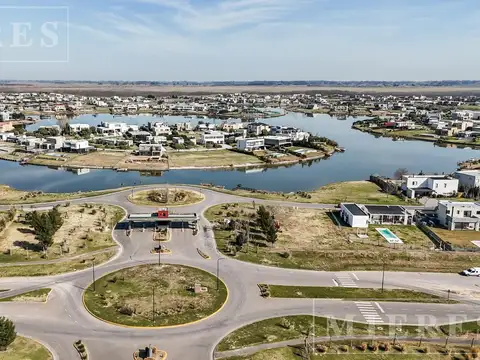 Lote en venta a la laguna, en area 1 San sebastian