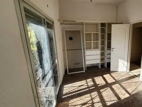 Alquiler de Ph independiente tipo Casa 4 Ambientes en Caseros