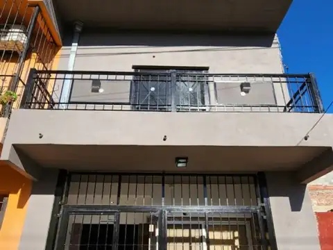 Alquiler de Casa 4 Ambientes en Caseros, Tres de Febrero