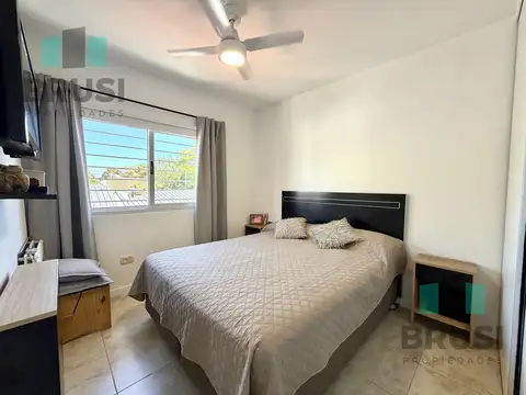 Depto Tipo Casa en Venta en Adrogue, USD 125.000