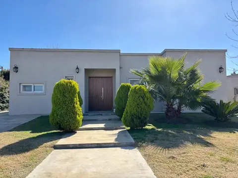 Casa en venta en el Barrio San Rafael, Villanueva