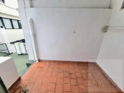 Depto Tipo Casa en Alquiler 50 años
