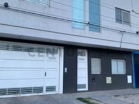 30 entre 72 bis y 73 , Piso 1