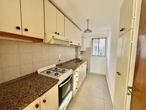 Buenos Aires 1354 , Piso 8