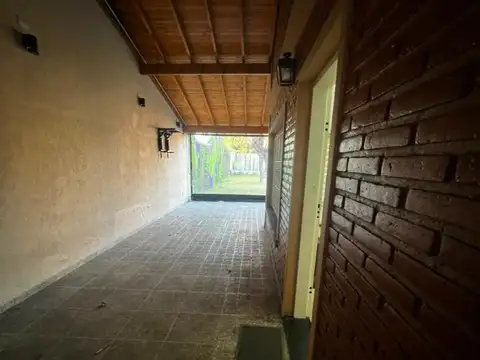 Casa 3 ambientes con 1 baño