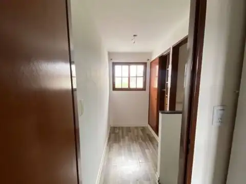 Duplex 2 ambientes con patio. Zona San Justo - la Matanza