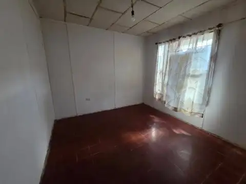 Casa Interna 2 Dormitorios En Venta En Boman 3200 (Francia Y Lamadrid)