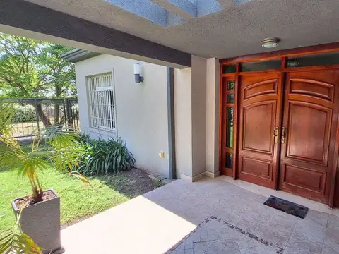Casa en Venta en Parana, USD 450.000