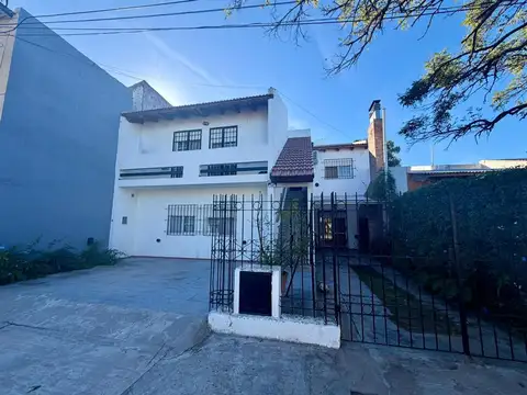 VENTA EXCELENTE PROPIEDAD EN MONTE HERMOSO 