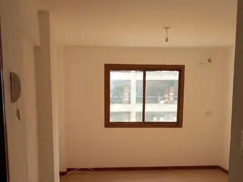 Ctro. Grand Astoria Office Av Colon 164-Nueva,Privado y bño 