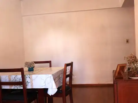 Departamento 5 ambientes con 2 baños