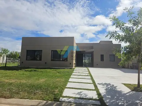 Barrio Cerrado Santo Tomás 100
