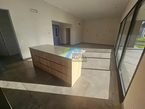 Casa en Alquiler A Estrenar