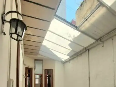 Santa Fe 1700 , Piso 1